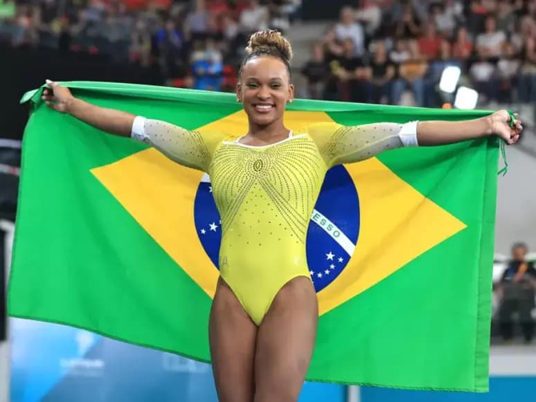 Salto histórico: Rebeca Andrade conquista medalha de ouro no Pan 2023