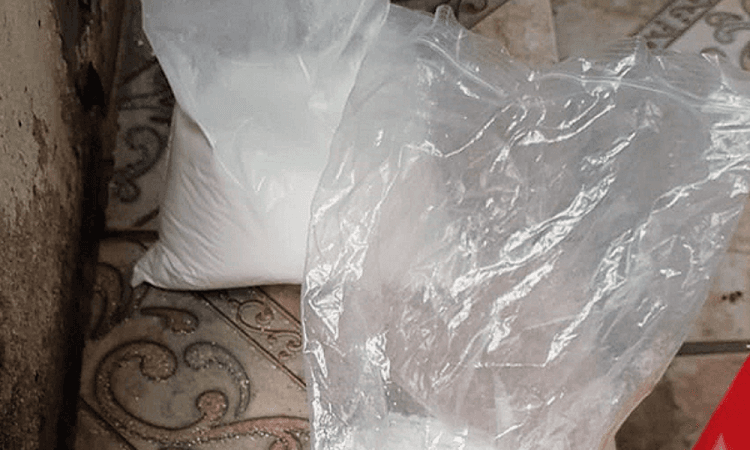 Número de Tribunal de Justiça é incluído em grupo para venda de drogas e traficantes são presos