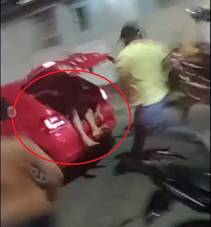 VÍDEO: Homem é morto após ser linchado por supostos motociclistas por APP, em Manaus