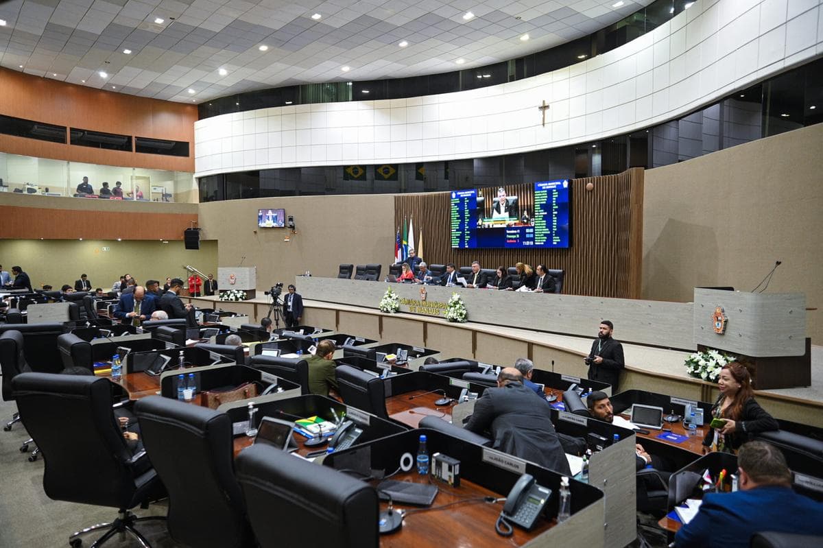 CMM diz que vai recorrer da decisão que anulou o aumento do “cotão”