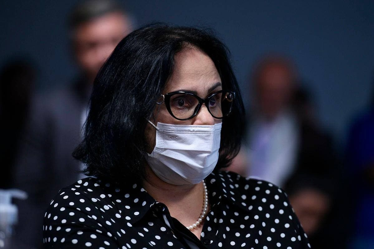 Senadora Damares Alves anuncia que foi diagnosticada com câncer: &#8220;Estou no enfrentamento&#8221;