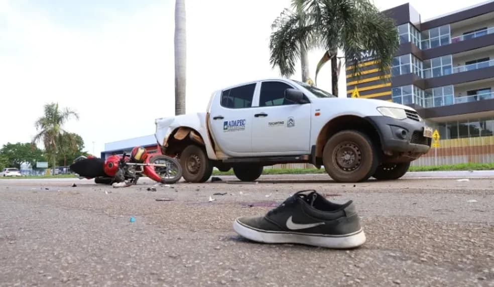 Estudante morre em acidente com caminhonete da Adapec, em Palmas