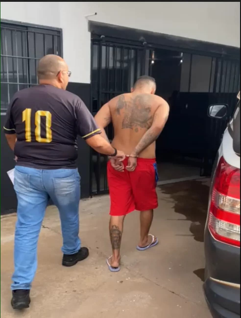 Homem preso por vender drogas em Palmas tinha câmeras em ‘boca de fumo’