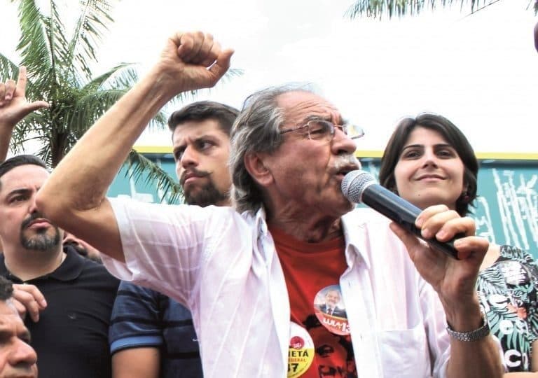 Fundador do PT anuncia desfiliação e cita falta de democracia na sigla