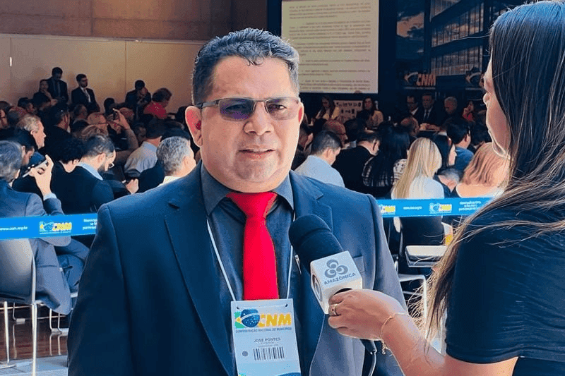 Prefeito de Urucurituba-AM recebe alerta do TCE por excesso de gastos