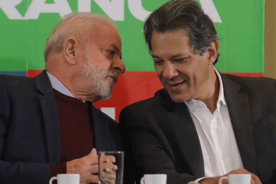 Ministro da Fazenda diz que governo busca crescimento acima de 2% em 2024