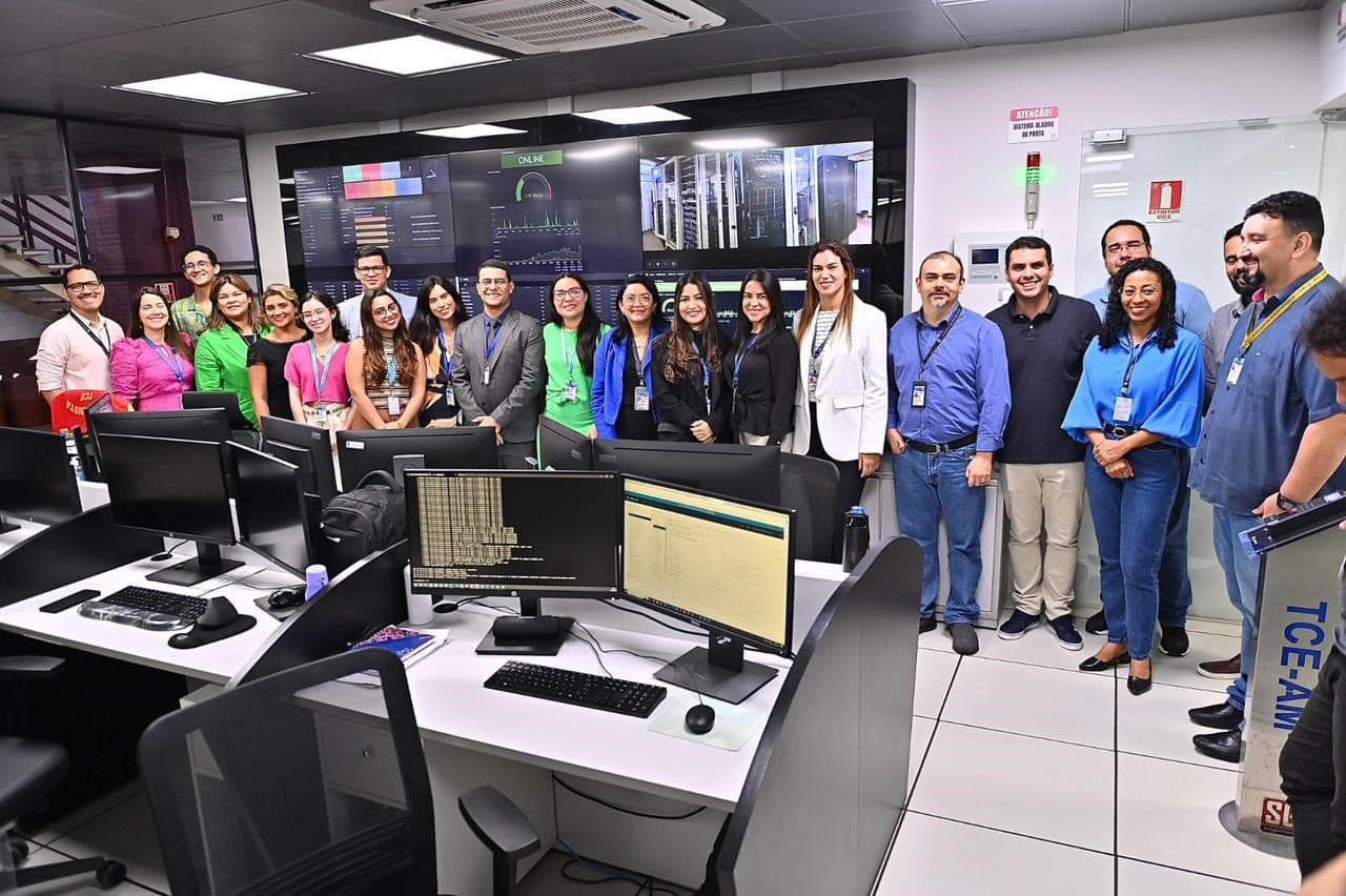 TCE-AM promove integração entre setores para aperfeiçoar serviços