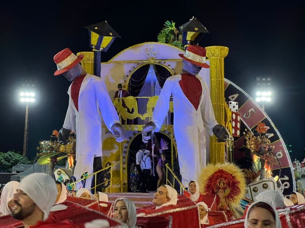 Carnaval 2024: Vila da Barra entra no Sambódromo com o enredo “Quem não nasce pra servir, não serve pra viver. Saravá, Zé Pelintra”