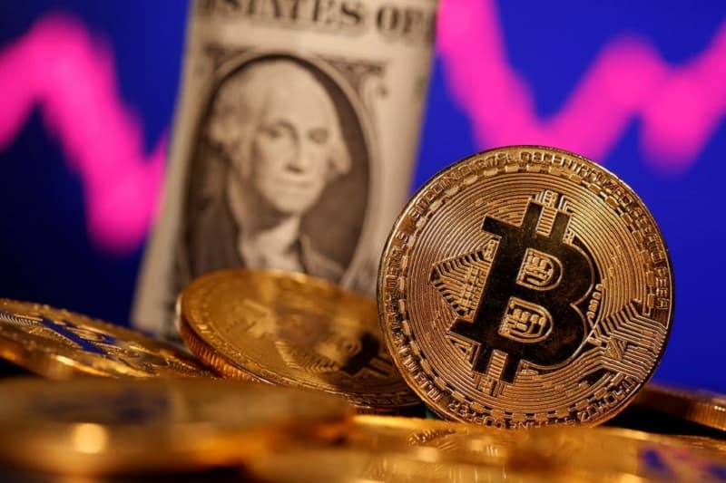 Bitcoin tem marca histórica com valorização de 4,7% em 24 horas