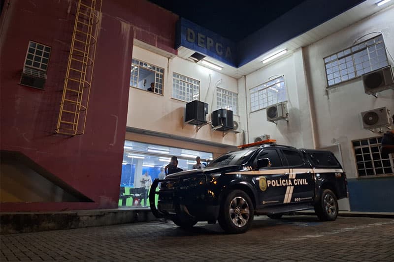 Cantor de forró é denunciado por estuprar adolescente de 12 anos em Manaus