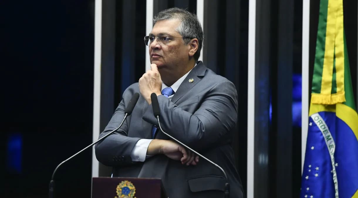 Flávio Dino será relator do habeas corpus de Filipe Martins, ex-assessor de Bolsonaro