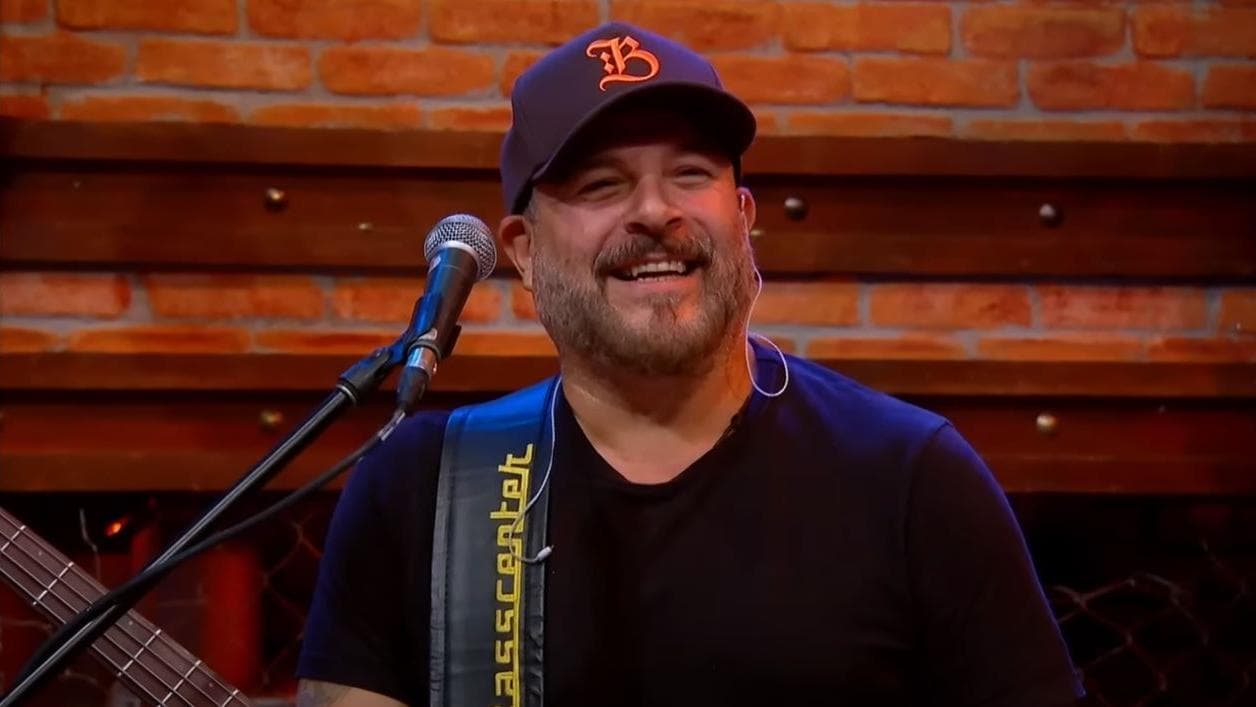 Mingau volta a ser internado em hospital na zona Oeste de SP