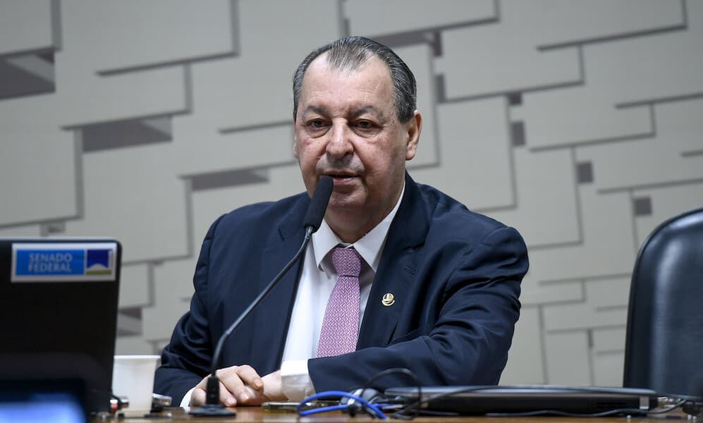 Omar Aziz pode ter sido monitorado pela &#8220;Abin paralela&#8221;