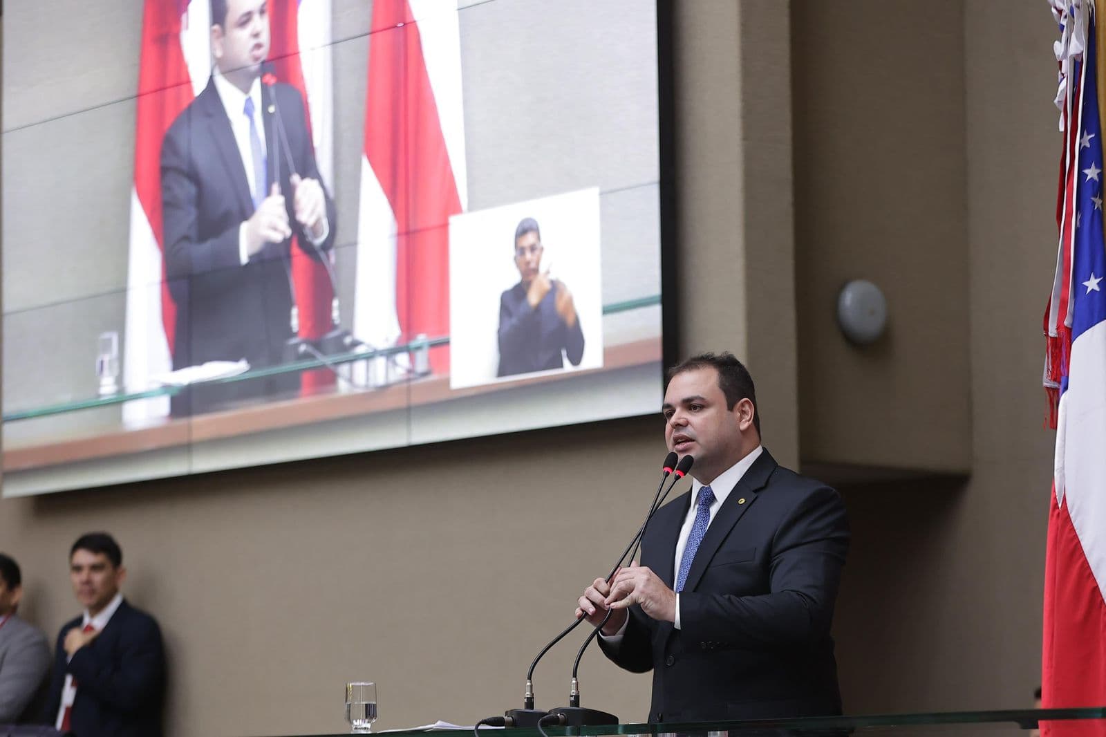 BR-319: Roberto Cidade cobra Dnit durante sessão de abertura da Aleam