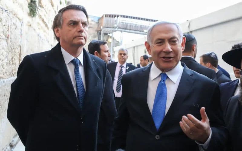 Defesa de Bolsonaro pede devolução de passaporte para ex-presidente visitar Israel
