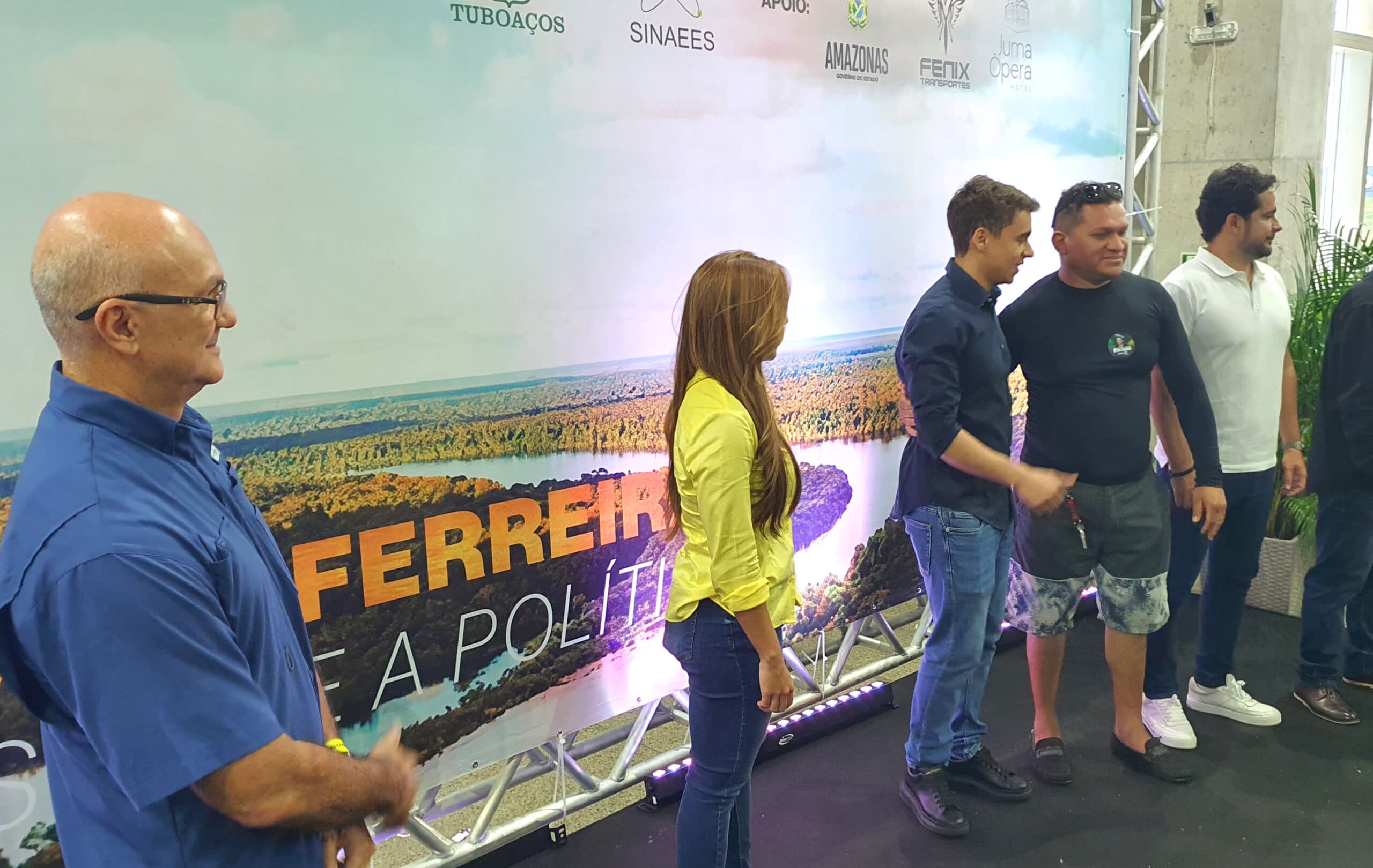 BASTIDORES: Evento da direita tem Débora como cerimonialista e Menezes e Alberto Neto em climão