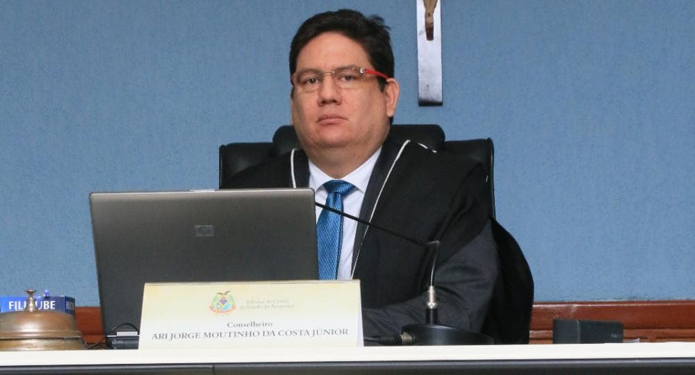 TJAM determina desarquivamento de processo contra Ari Moutinho Jr acusado de agredir verbalmente Yara Lins