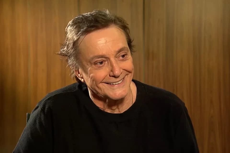 Fã do cantor Fábio Jr. cai em golpe e faz Pix de R$ 2,5 mil para impostor