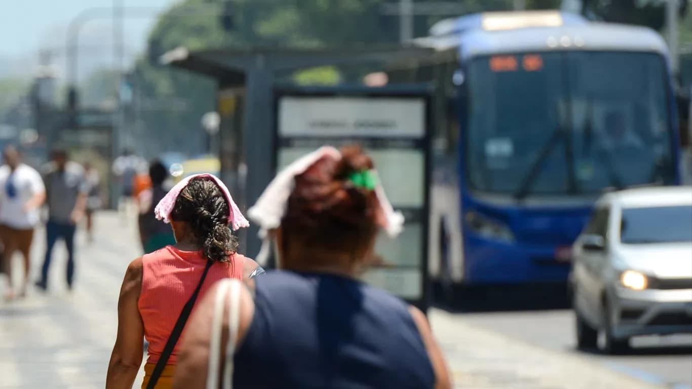 Onda de calor: Sensação térmica no Rio passa de 60°C e é recorde na cidade