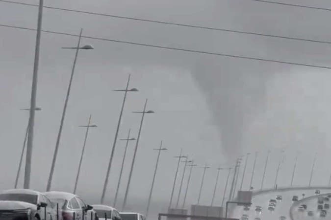 VÍDEO: Em Lisboa, &#8216;tornado&#8217; no rio Tejo e neve na Serra da Estrela