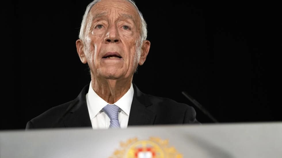 “Temos que pagar os custos”, diz presidente de Portugal sobre escravidão e crimes coloniais
