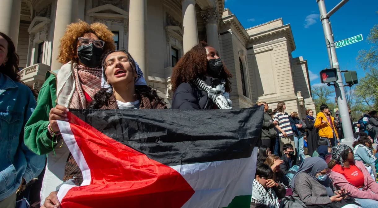 Quase 100 pessoas são presas durante protesto pró-Palestina, nos Estados Unidos
