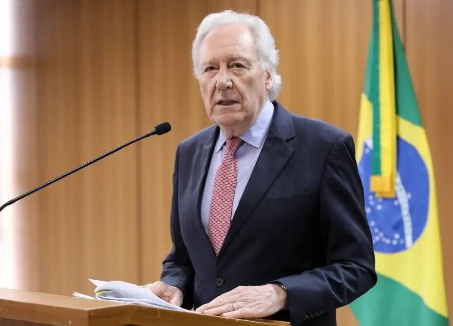 Entidade investigada pela PF na fraude do INSS contratou filho do ministro Lewandowski