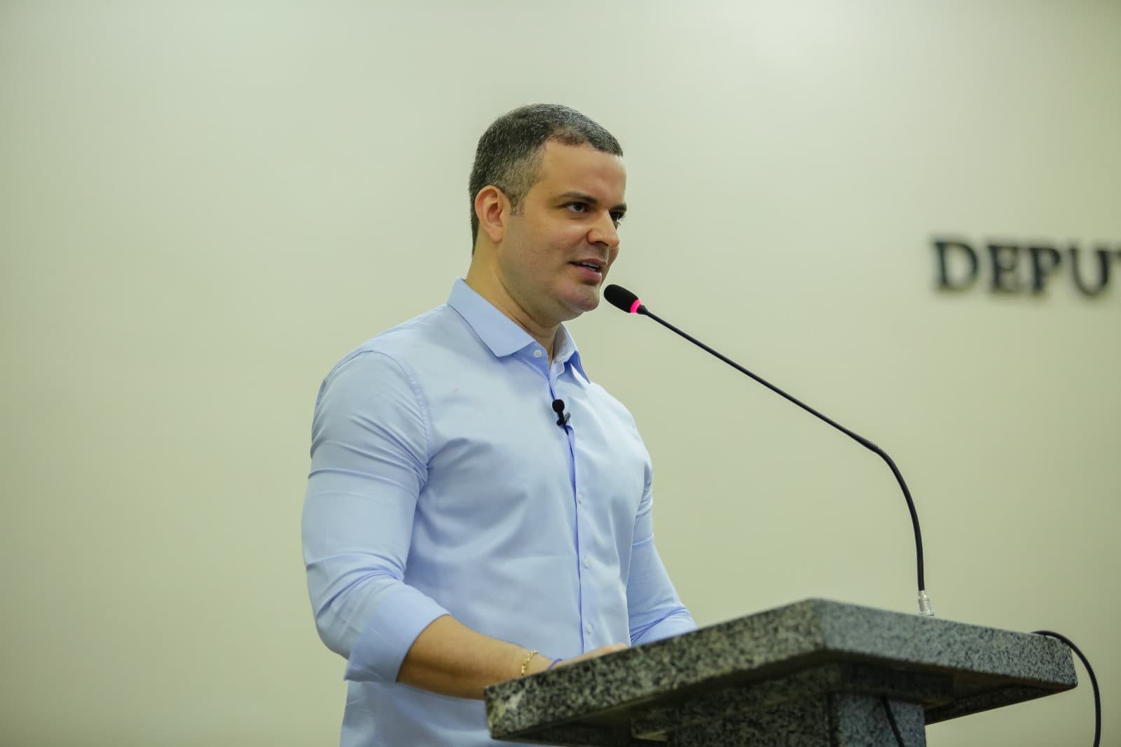 Rodrigo de Sá anuncia saída do Detran-AM para focar nas Eleições 2024