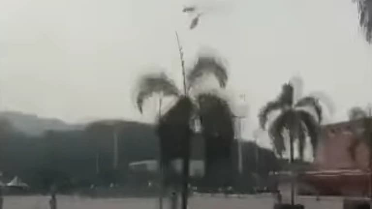 VÍDEO: Colisão entre helicópteros militares deixa 10 mortos na Malásia