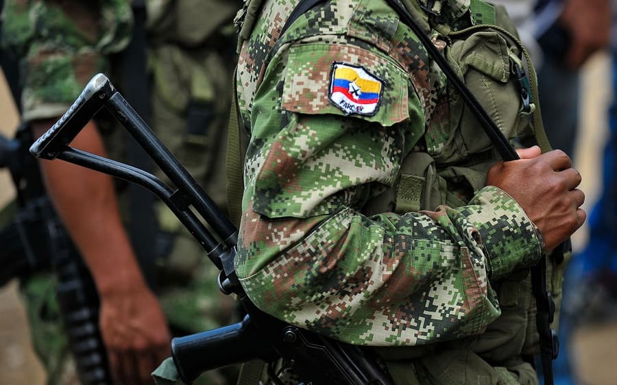 Exército da Colômbia mata 15 guerrilheiros de dissidências das Farc