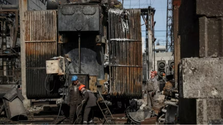 Rússia ataca Ucrânia com mais de 40 drones e 40 mísseis durante a madrugada, diz Zelensky