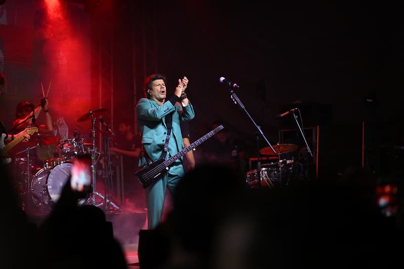 Com a presença de Paulo Ricardo, Festa do Trabalhador reúne 10 mil pessoas, em Manaus