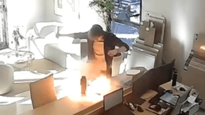 VÍDEO: Celular explode enquanto carregava em escritório no Paraná