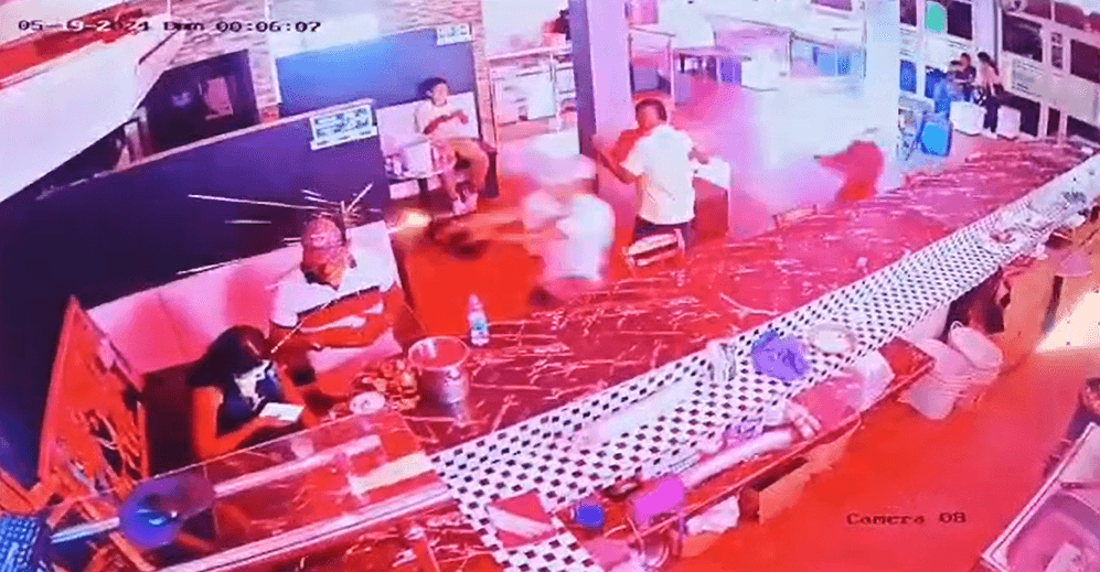 VÍDEO: Homem é executado em bar na fronteira com o município de Tabatinga (AM)