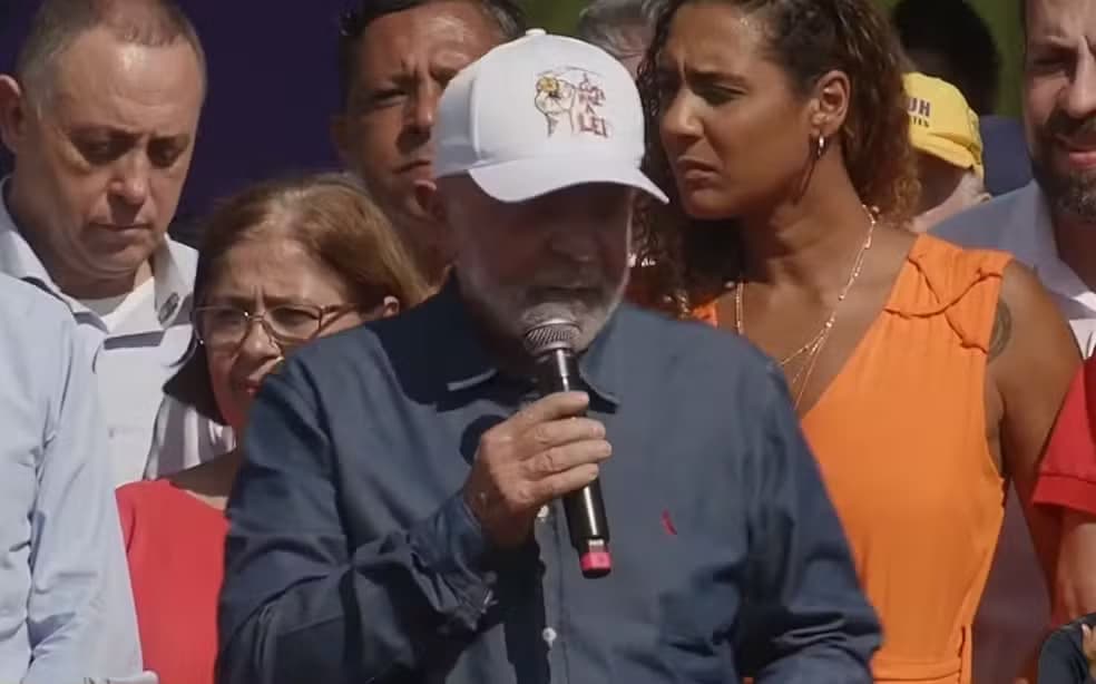 Em discurso do 1º de maio, Lula diz: “Não haverá desoneração para favorecer os mais ricos”