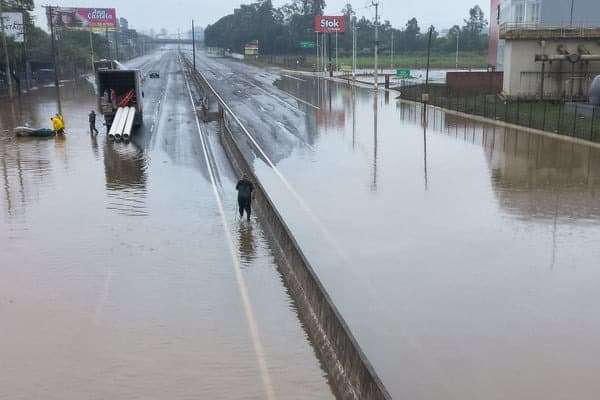Enchentes no Rio Grande do Sul: Acompanhe as principais notícias deste domingo (19/05)