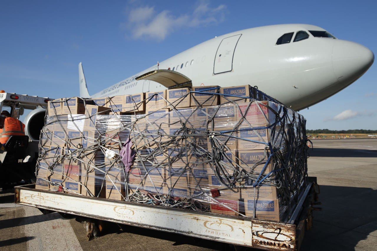 Governo do Amazonas envia 30 mil copos de água para o Rio Grande do Sul