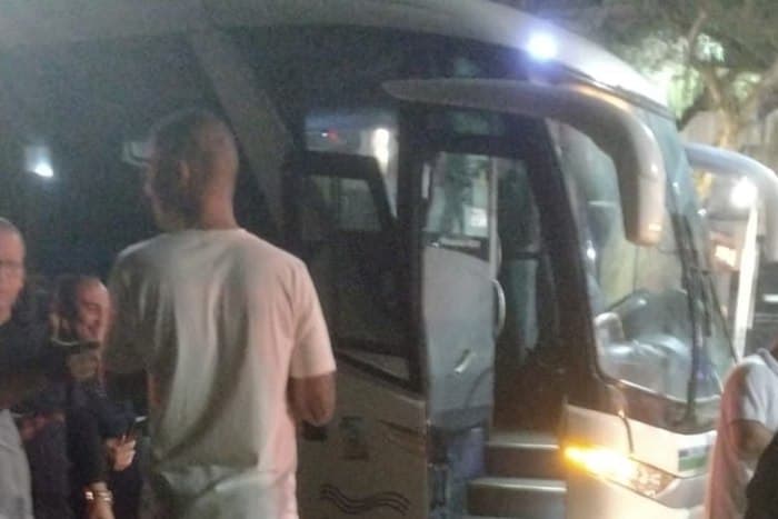 VÍDEO: Homem morre baleado após tentar assaltar ônibus que transportava policiais, no RJ