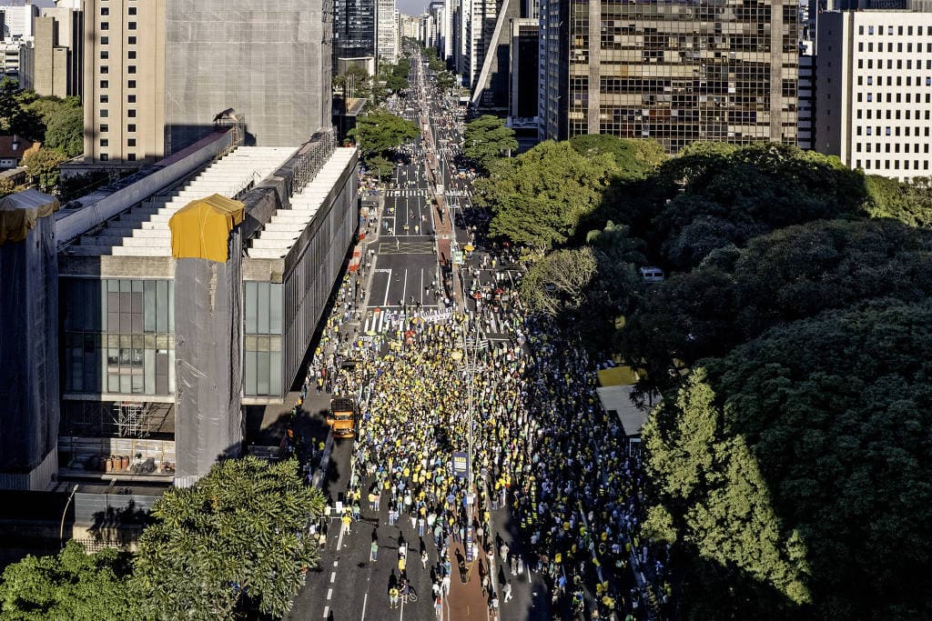 Manifestantes de direita pedem impeachment de Lula e Moraes em ato na Paulista