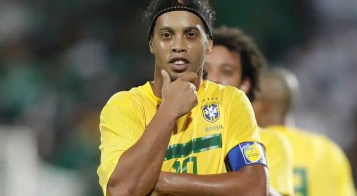 Ronaldinho Gaúcho desabafa e detona Seleção Brasileira: “Uma vergonha”
