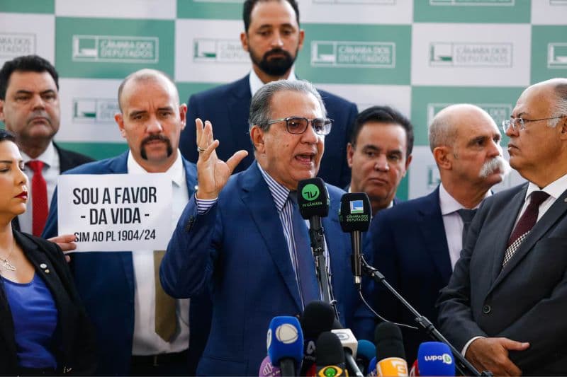 Bancada evangélica da Câmara mantém defesa do PL do Aborto em caso de estupro