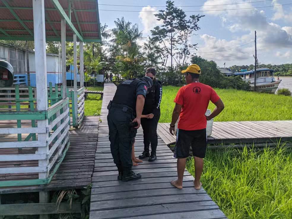 Criança de 10 anos que estava sendo mantida em cárcere privado no Marajó é resgatada