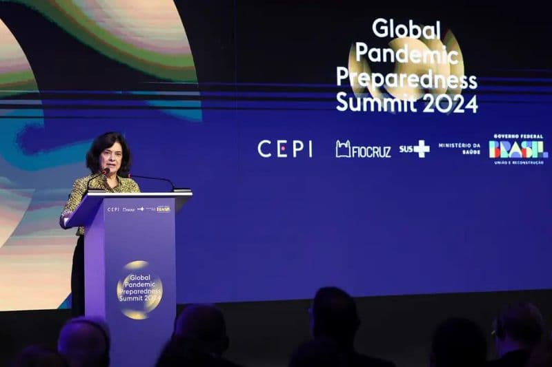 Ministra da Saúde garante que Brasil é capaz de enfrentar novas pandemias