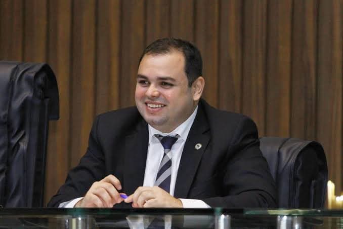 Partido Novo tem até esta quarta (19) para contestar reeleição de Roberto Cidade à presidência da Aleam