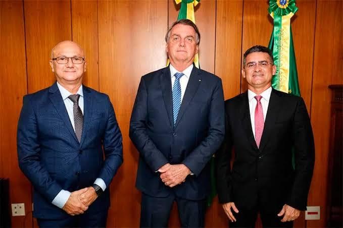 Eleições 2024: David Almeida relembra áudio de Menezes e recursos “barrados” do governo Bolsonaro