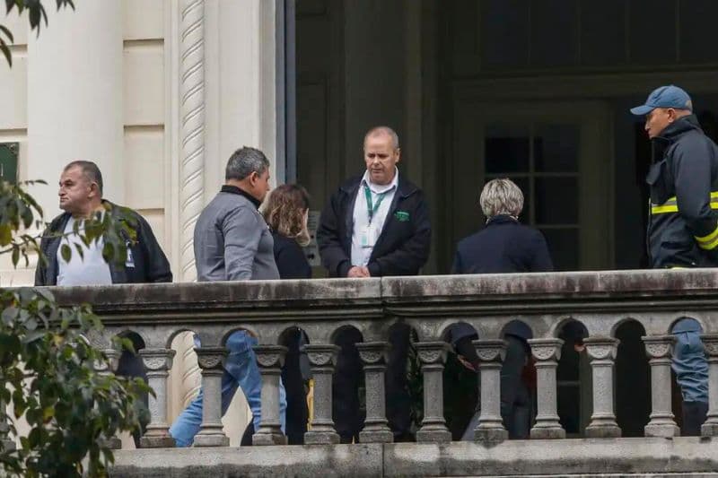 Peritos usam três técnicas para identificar corpos de acidente aéreo em Vinhedo (SP)