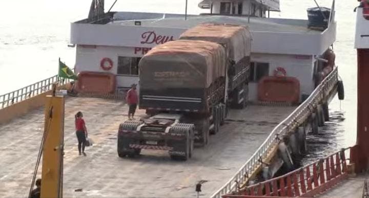 DNIT restringe tráfego de veículos pesados na BR-319; entenda