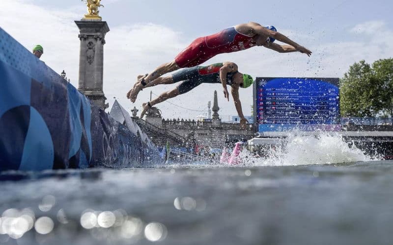 Olimpíadas: Portugal diz que dois atletas estão com infecção após nadarem no rio Sena