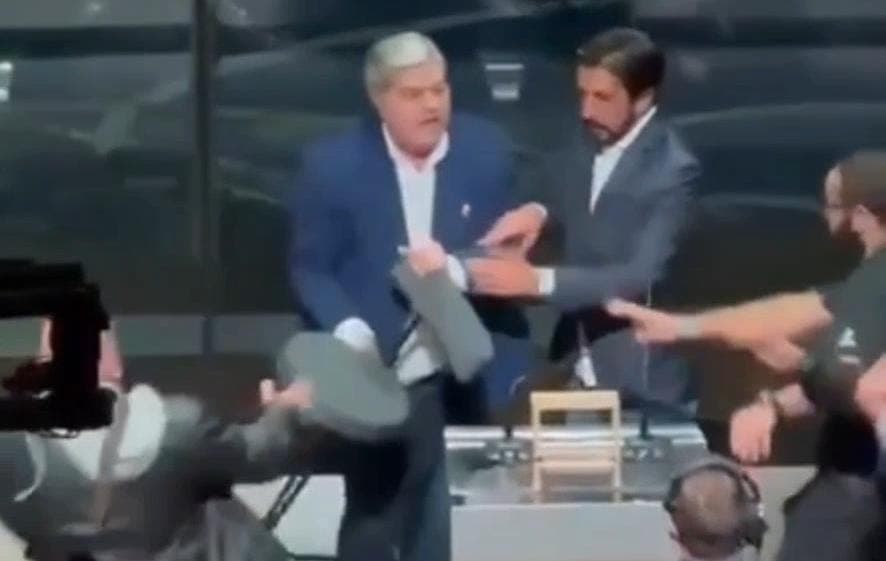 Vídeo mostra cadeirada em Marçal de outro ângulo e xingamentos durante intevalo: “seu filho da p…”