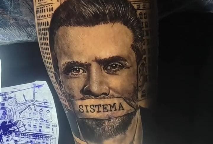 VÍDEO: Eleitor de Pablo Marçal tatua rosto do candidato ‘censurado’ na perna